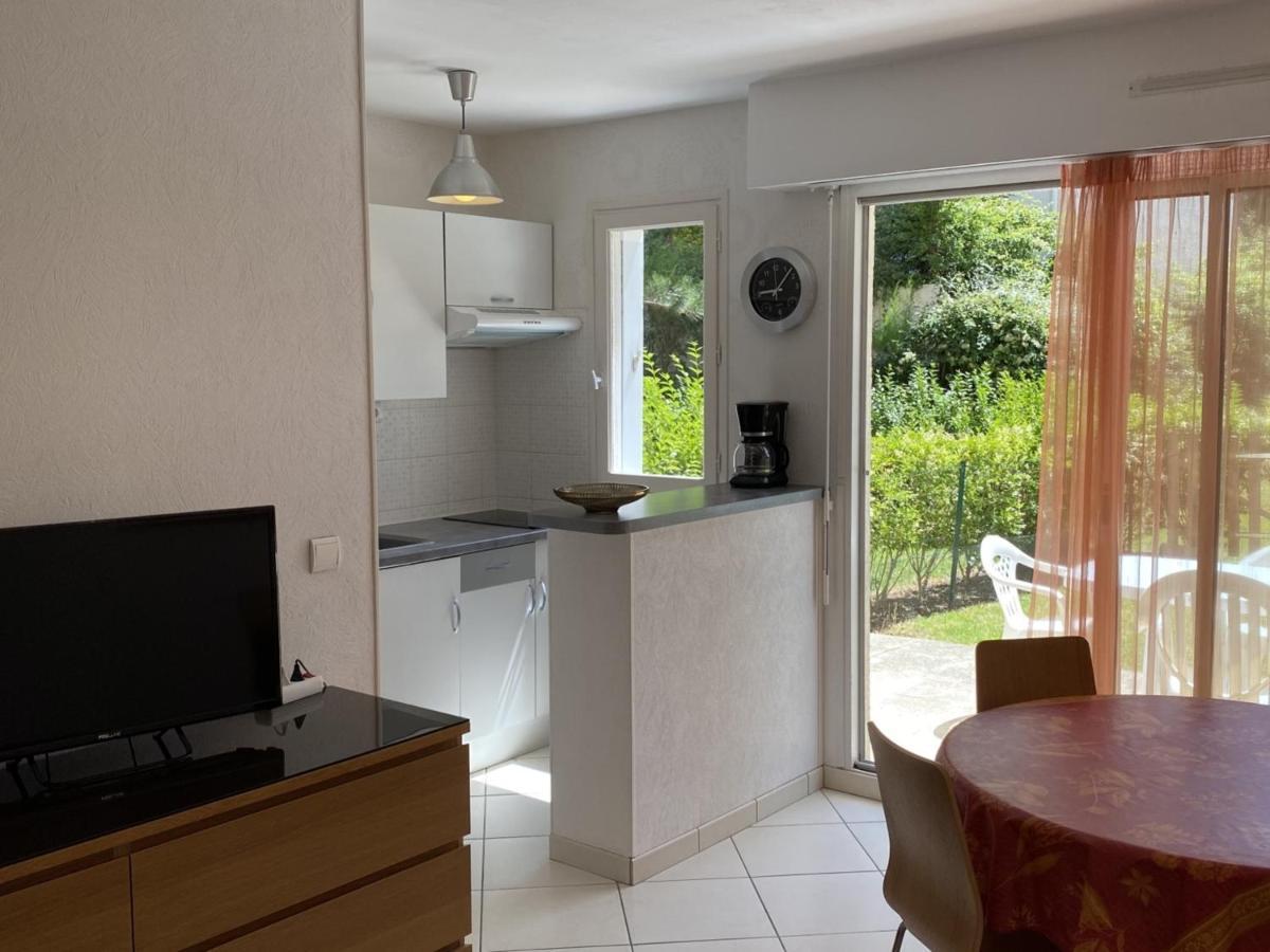 Cabourg : Studio Rez-De-Jardin Proche Plage, Animaux Acceptes, Tv, Wi-Fi Optionnel - Fr-1-487-331 Dış mekan fotoğraf